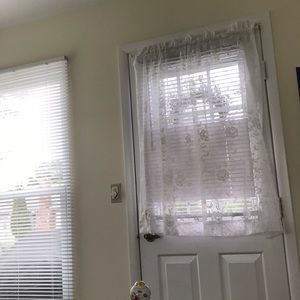 Meet your Posher, Wendy